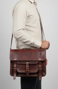 Sac messager en cuir vintage, prix de gros, sac bandoulière pour homme, sac pour ordinateur portable, pour le travail au bureau, les voyages et un usage professionnel - Product Image 6