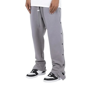 Pantalon de jogging ample pour homme en molleton 100 % coton avec boutons latéraux, idéal pour les entraînements décontractés, la gym et le streetwear - Product Image 4