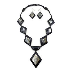 Genuine Buffalo Horn Pendant Necklace Eco-Friendly Top Quality Natural Buffalo Ox Horn Necklaces for Women <b>Honey</b> Color Chain - Product Image 5