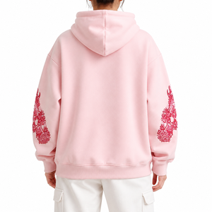 Sudadera con Capucha Rosa, Bordado Floral en las Mangas, Estilo Casual Unisex, Tejido de Algodón, Prenda de Otoño de Alta Calidad - Product Image 2