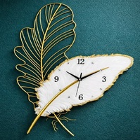 Horloge murale vintage double face, horloge de station rétro, horloge murale antique en métal et bois pour la décoration de la maison, du café, de l'hôtel