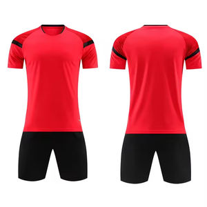 Tenues de football personnalisées haut de gamme avec impressions par transfert thermique, uniformes à manches courtes durables et à séchage rapide - Product Image 2
