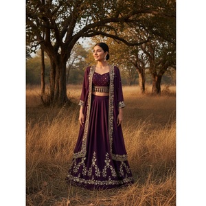 Elegante Conjunto de Lehenga Indo-Occidental Color Vino con Bordado, Combinación Perfecta de Tradición y Estilo que Realza la Belleza del Armario - Product Image 1
