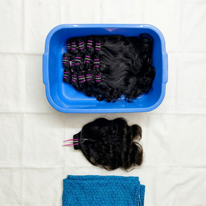 Extensions de cheveux humains vierges indiens non traités Remy bouclés/ondulés, à trame simple, double trame tissée à la machine, 16 pouces, qualité Remy Jerry - Product Image 1