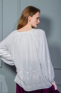 เดรสยาวปานกลางปักลายสไตล์ยูเครนสำหรับผู้หญิง คุณภาพพรีเมียม ดีไซน์ใหม่ล่าสุด ดีไซน์โดดเด่น คุณภาพเยี่ยม - Product Image 3