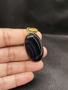 Piedra Preciosa de Ágata Negra con Banda Dorada, Chapada en Oro, Colgante Natural - Product Image 3