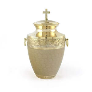 Achetez une urne artisanale en laiton pour adultes pour la crémation de cendres humaines pour le stockage commémoratif avec un élégant design intemporel - Product Image 5