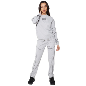 Conjuntos Deportivos 2 en 1 para Mujer con Logotipo Personalizado, Diseño Casual con Patrón Sólido, Tela Transpirable para la Temporada de Primavera - Precio de Fábrica - Product Image 5