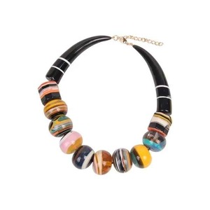 Collar de Resina Hecho a Mano para Mujer, Joyería Única, Regalo, Collar con Colgante Moderno - Product Image 4