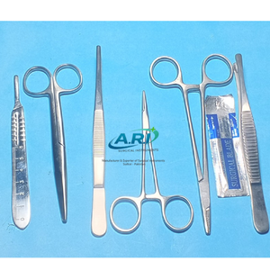 Kit de Instrumentos Quirúrgicos Profesionales de Acero Inoxidable: Tijeras, Mango BP, Pinzas Kelly, Pinzas Mosquito, Bisturí, Cirugía General - Product Image 3