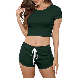 Conjunto Casual de Dos Piezas para Mujer con Camisa de Manga Corta con Botones y Pantalones Cortos, Atuendo de Verano para Uso Diario y Vacaciones - Product Image 1