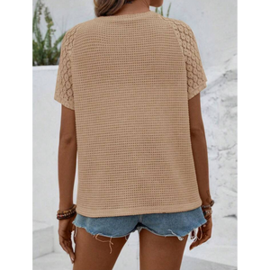 T-shirt de style bohème à texture mixte - Product Image 2