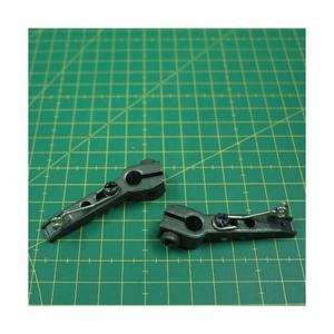 550409 SUPPORT DE BOUCLE INFÉRIEUR PIÈCES DE MACHINE À COUDRE DOMESTIQUE MÉNAGÈRE - Product Image 1