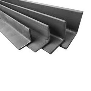 Cornière en acier doux laminé à chaud ASTM, acier structurel à côtés égaux pour soudage et découpe - Product Image 1