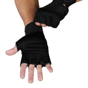 Guantes Deportivos Transpirables de Medio Dedo para Entrenamiento, Color Negro, para Levantamiento de Pesas, Ejercicio, Gimnasio, con Muñequera Ajustable - Product Image 3