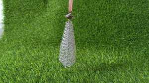 Sapin de Noël de qualité supérieure Sapin de Noël de table en métal doré au design luxueux - Product Image 3