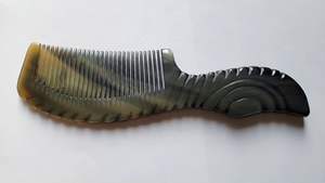 Peigne en corne naturelle pour démêler les cheveux, soin capillaire lissant et outil de toilettage quotidien - Product Image 4