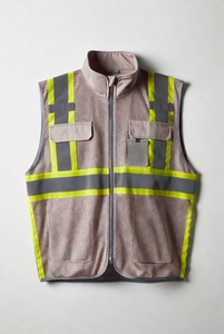 Chaleco de seguridad transpirable de alta visibilidad para hombre con franjas reflectantes y múltiples bolsillos, diseño de malla gris - Product Image 3