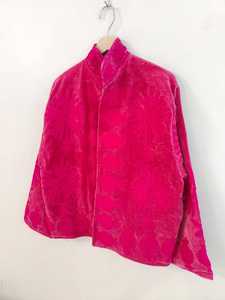 Chaqueta de Terciopelo Rosa Bordada a Mano con Arte Floral Folclórico, Estilo Boho Étnico, Abrigo de Invierno para Mujer, Prenda Vintage, Transpirable - Product Image 5