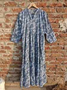 Hand <b>Block</b> <b>Printed</b> 100% Cotton Indian Dress V-neck Long Sleeve Floral Pattern Casual Tunics and Long Gown For Women - Product Image 2
