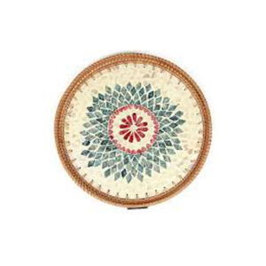 Plateau de service rond en rotin fait main avec incrustation de nacre et mosaïque, plateau décoratif pour table basse, organisateur en fibres naturelles - Product Image 1