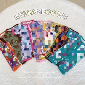 Vente en gros de pyjamas en bambou, assortiment de modèles variés, avec motifs de personnages aléatoires imprimés, en lot, en stock - Product Image 5