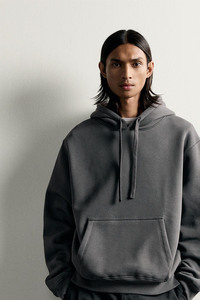 Partenaire de production de vêtements personnalisés pour hommes, hoodies, mode streetwear, marque privée, usine de vente en gros pour les acheteurs du monde entier - Product Image 3