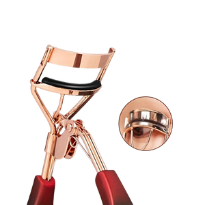 High Quality Rose Gold Eyelash Curler with Red Handles Lighted Feature Durable Stainless Steel <b>Makeup</b> <b>Tool</b> - Product Image 3