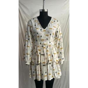 Robe mini bohème western pour femme, étiquette personnalisée, look élégant pour les occasions. - Product Image 1