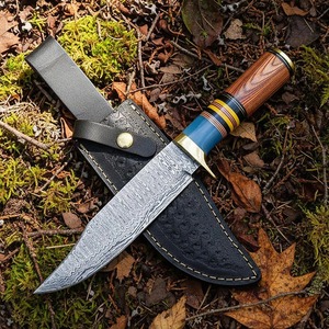 Hache de bûcheron de qualité industrielle supérieure, sur mesure, avec fourreau en cuir, manche en bois et 3 lames en acier à haute teneur en carbone pour abattre et fendre le bois - Product Image 1