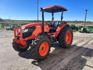 Tracteur agricole Kubota M6060 70 CV à roues motrices 4x4 avec boîte de vitesses et cabine - Product Image 2