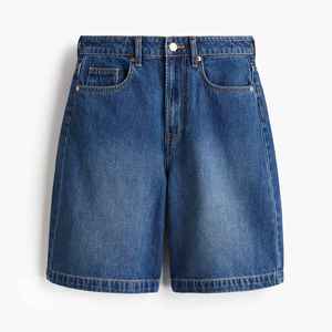 กางเกงยีนส์ขาสั้นผู้ชายสไตล์วินเทจ สำหรับฤดูร้อน ทรงลำลอง เอวกลาง ระบายอากาศได้ดี แห้งเร็ว ผ้าฝ้าย 100% ขอบดิบ ตกแต่งซิปและคริสตัล - Product Image 1