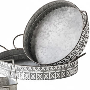 Bandeja Redonda de Metal Galvanizado de Estilo Moderno con Asas de Madera, Acabado Vintage Desgastado, Plato Decorativo para el Hogar - Product Image 5