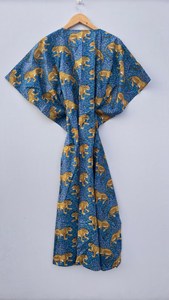 Robe kaftan bohème pour femmes, imprimé léopard bleu, coton, style safari, tenue de resort, robe maxi - Product Image 4