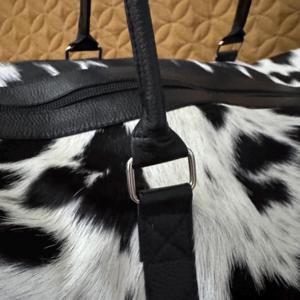 Luxury Genuine <b>Leather</b> Hair-On Hide Fashion Travel Duffel <b>Bag</b> Zipper Closure Custom Logo Lightweight 20-35L Capacity LHODB-0061 - Product Image 4