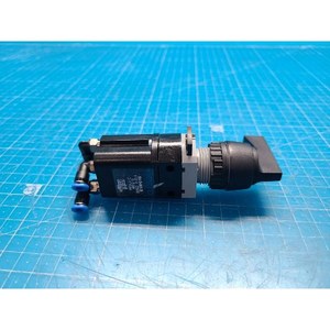 FESTO SV-5-M5-B 11914 ใช้แล้วตามสภาพเดิม อะไหล่อุปกรณ์เซมิคอนดักเตอร์รุ่นเก่า - Product Image 3