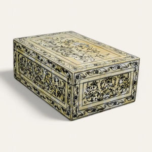 Boîte de rangement rectangulaire en bois bleu floral, faite à la main, moderne, élégante, durable, décorative, avec incrustation d'os, très vendue - Product Image 1