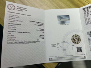 เพชรเม็ดเดี่ยวทรงลูกแพร์สีน้ำเงินสดใส ขนาด 0.67 กะรัต ผลิตในห้องปฏิบัติการด้วยวิธี HPHT CVD ได้รับการรับรองจาก IGI/ ความสะอาดระดับ VVS สำหรับทำเครื่องประดับ ขายส่ง - Product Image 2