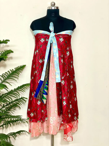 Vestido Cruzado Infinito |   Maxi Convertible Estilo Boho |   Vestido de Dama de Honor |   Conjunto de Ropa para Invitados de Boda, Reversible, con Estampado Floral, de Seda Reciclada - Product Image 4