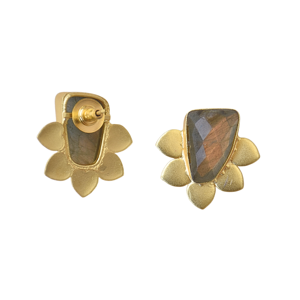 Boucles d'oreilles clous Constellation en laiton plaqué or 18 carats avec pierre semi-précieuse Labradorite, faites à la main, légères, tendance, unisexe, design de créateur - Product Image 6