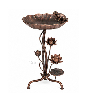 Baño para Pájaros de Lujo Iron Frog con Diseño de Loto, Cascada Independiente, Adorno de Jardín para Exteriores, Forma Irregular, Acabado con Recubrimiento en Polvo - Product Image 1