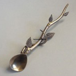 Ensemble de 3 couverts en argent plaqué avec manche en forme de feuille, faits à la main, pour la décoration et les célébrations - Product Image 4