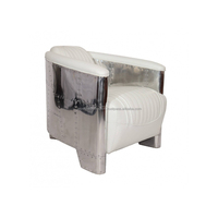 Sillón Chesterfield de Cuero Blanco de Lujo, Sofá de Cuero de Alta Calidad, Sofá Premium para Restaurante 2024, Muebles Asequibles