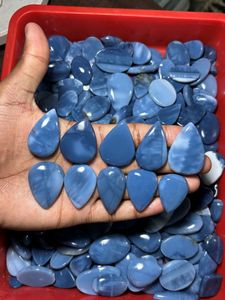Lote al por mayor de ópalo azul natural de Owyhee, cabujones de diferentes formas y tamaños, ideales para la fabricación de joyas y manualidades. - Product Image 3