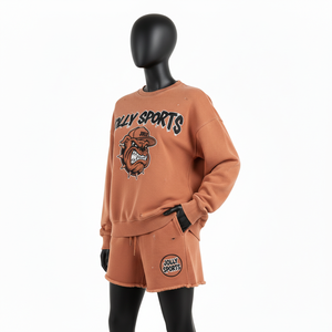 Ensemble sweat-shirt et short en molleton de coton brossé lourd pour femme, marron, avec logo graphique en relief - Product Image 4