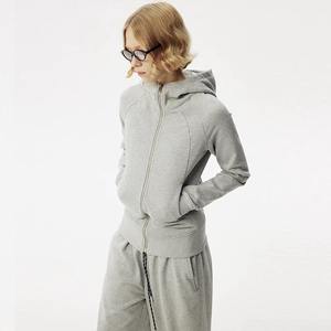 Conjunto Deportivo Personalizado OEM 2026 para Mujer, Ropa de Felpa, Algodón Grueso, Conjunto Informal, Pantalones Joggers, Sudadera con Capucha y Pantalones Rectos - Product Image 3