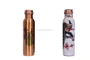 Botella desechable ecológica de metal de cobre de 900ml con tapa a prueba de fugas y diseño de pavo real blanco para beber - Product Image 2