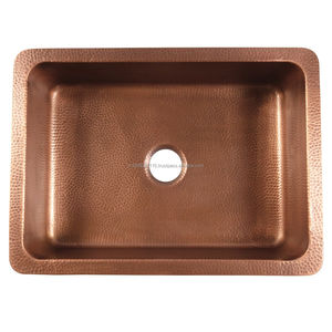 Évier de cuisine en cuivre spacieux permettant de gérer simultanément la préparation des aliments et le nettoyage pendant les moments de préparation des repas les plus chargés au quotidien - Product Image 5