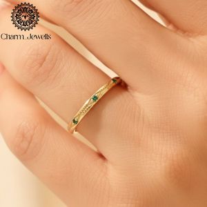 Bague d'éternité plaquée or rose Charm_Jewells avec moissanite sertie à griffes, minimaliste, unisexe, pour usage quotidien - Product Image 1