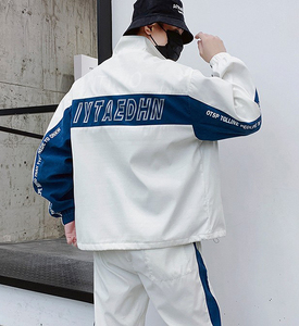Ensemble de vêtements de sport exclusif pour homme Insignia, tissu ultra raffiné, veste isolante, pantalon, vêtements d'entraînement, entreprise d'exportation - Product Image 1